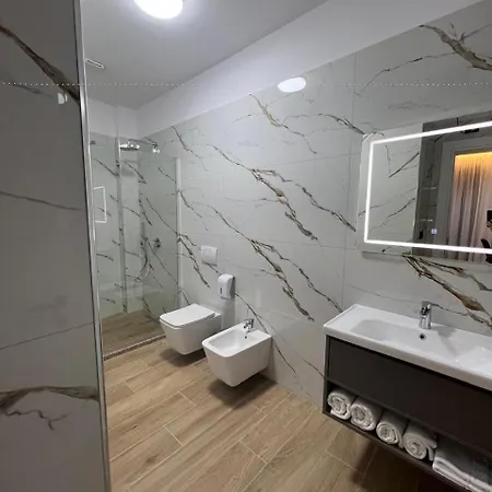 Skanderbeg Hotell Krujë