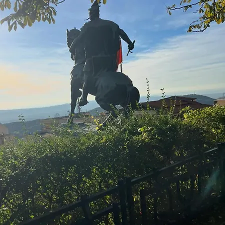 Skanderbeg Κρούγια